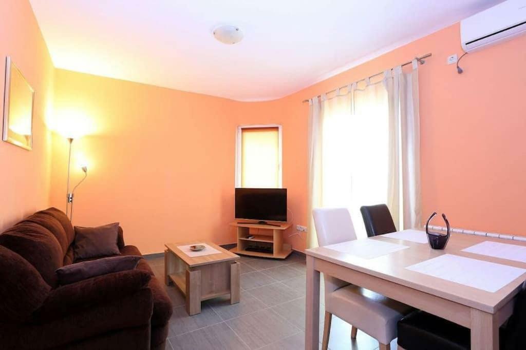 Apartmani Lili Sukošan 외부 사진