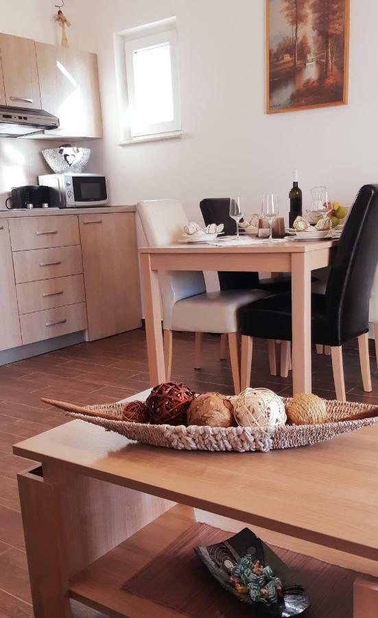 Apartmani Lili Sukošan 외부 사진